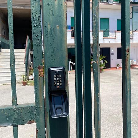 Gate 16 Room Napoli Екстер'єр фото